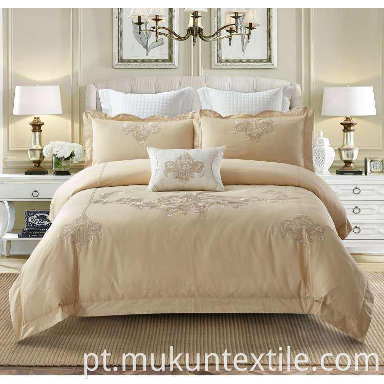  Cotton Embroidery Bedding Set